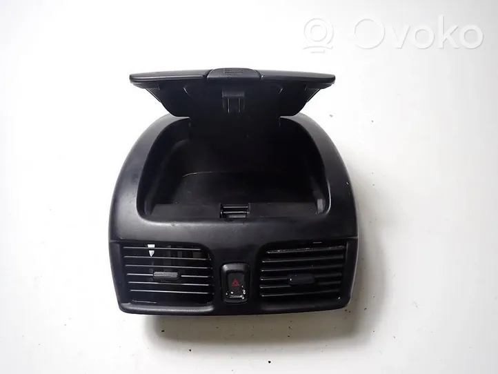Nissan Sentra B15 Dash center air vent grill K10432