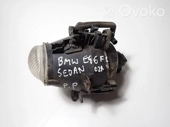 BMW 3 E46 Verkleidung Nebelscheinwerfer / Gitter vorne 