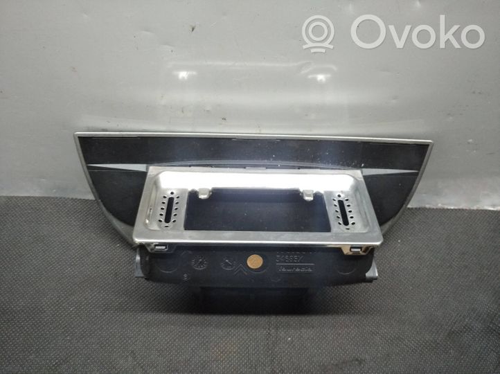 Citroen C5 Peleninė panelėje 9650231877