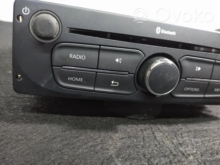 Renault Kangoo III Panel / Radioodtwarzacz CD/DVD/GPS 281157074R