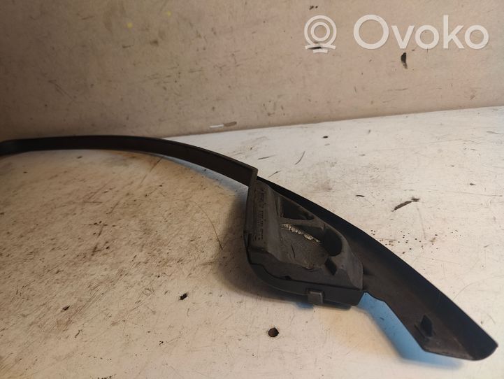 BMW 3 E90 E91 Altro elemento di rivestimento della portiera anteriore 7060206