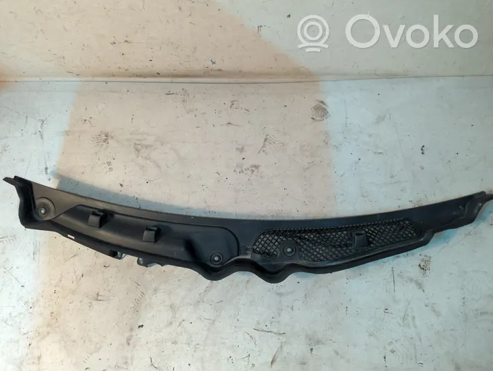 Mercedes-Benz C AMG W204 Rivestimento del tergicristallo A2048303313