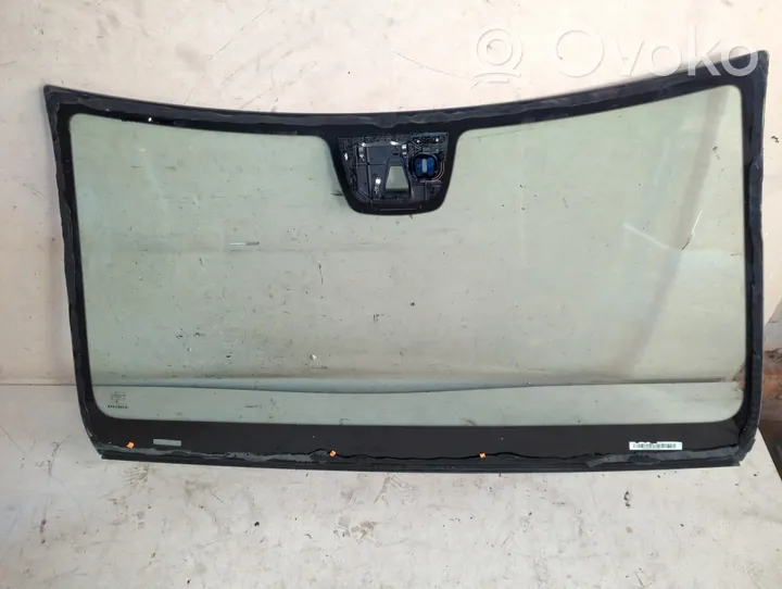 Mercedes-Benz C AMG W204 Front windscreen/windshield window A20767027000