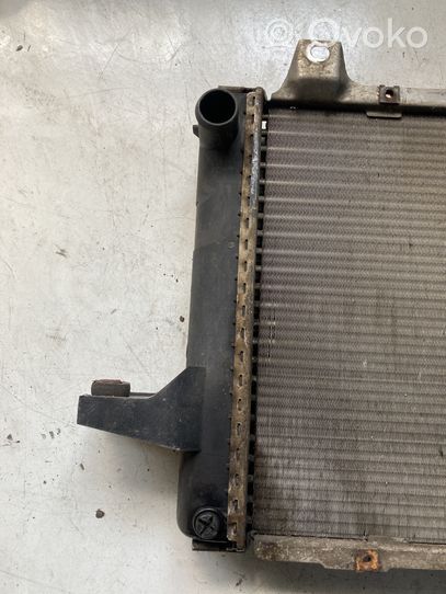 Ford Sierra Radiateur de refroidissement 