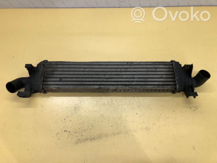 Volvo V50 Intercooler air channel guide 