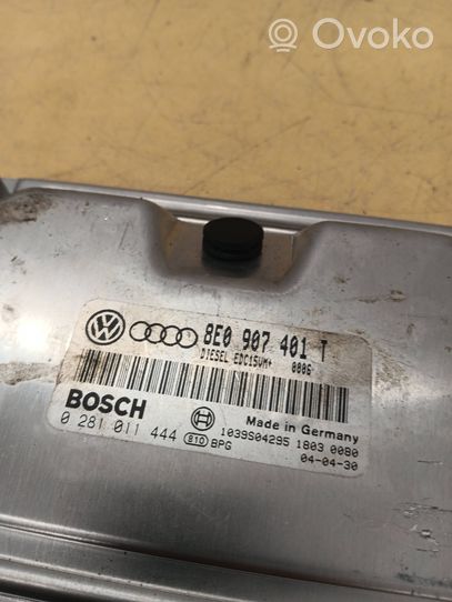 Audi A4 S4 B6 8E 8H Calculateur moteur ECU 8E0907401T