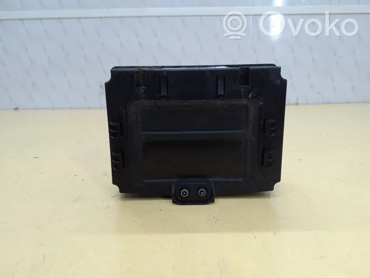 Opel Zafira A Monitor / wyświetlacz / ekran 090589755