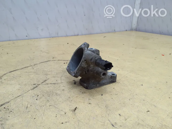 Opel Corsa C Boîtier de thermostat / thermostat 2503185