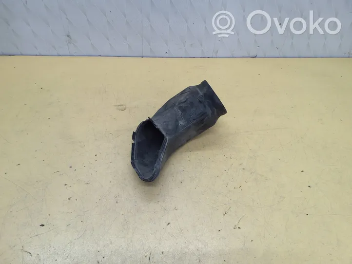 BMW 5 E60 E61 Część rury dolotu powietrza 7790057