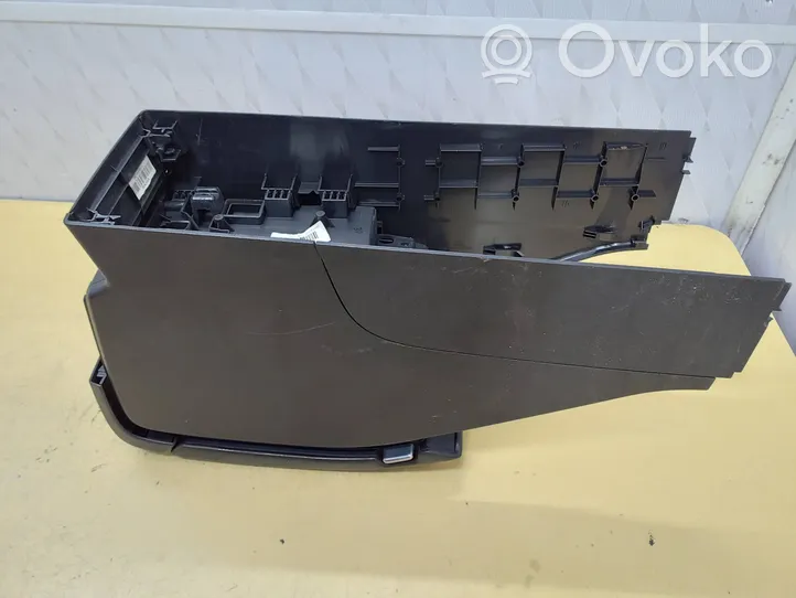 Volvo V70 Armrest 377798