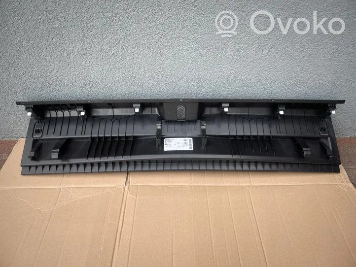 Volkswagen Golf VIII Trunk/boot sill cover protection 5H6863459B