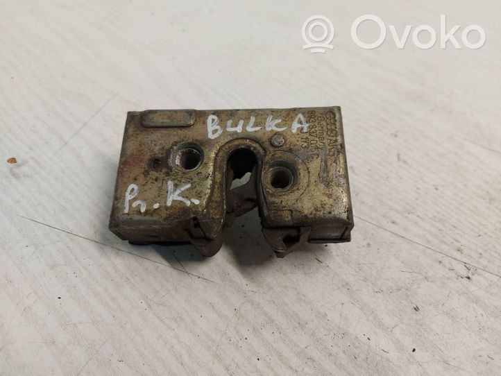 Audi 80 90 B3 Etuoven lukko 893837015C