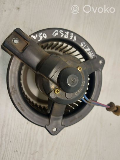 Toyota Yaris Verso Ventola riscaldamento/ventilatore abitacolo 194000