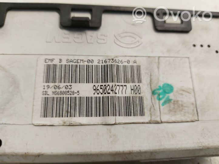 Citroen Xsara Monitor / wyświetlacz / ekran 9650242777