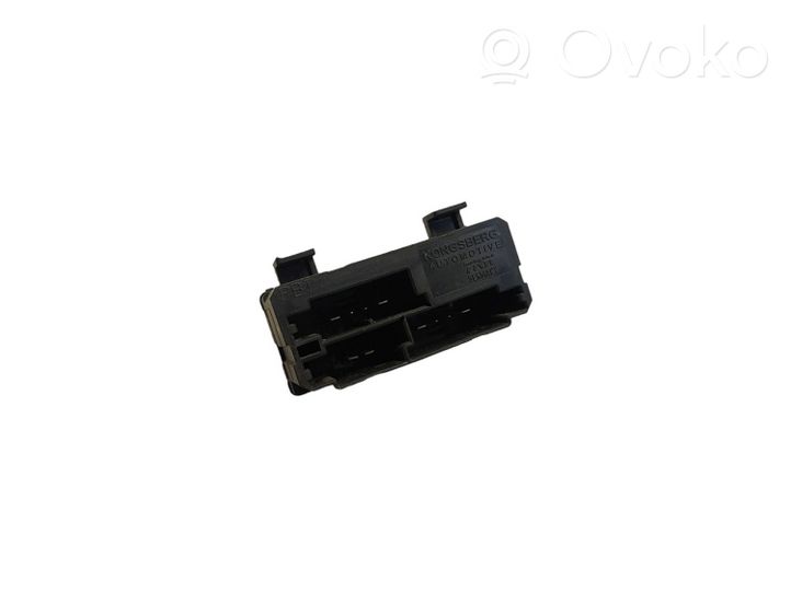 Volvo S60 Seat heating relay 9442947