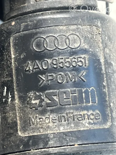 Audi 80 90 S2 B4 Pompa lavavetri parabrezza/vetro frontale 4A0955651