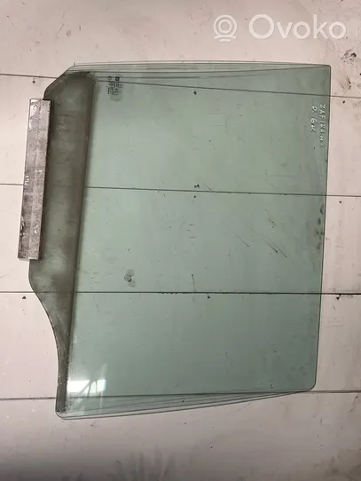 Opel Zafira A Rear door window glass 