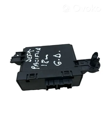 Chrysler Pacifica Parking PDC control unit/module 68193772AI