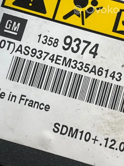 Opel Meriva B Airbag control unit/module 13589374