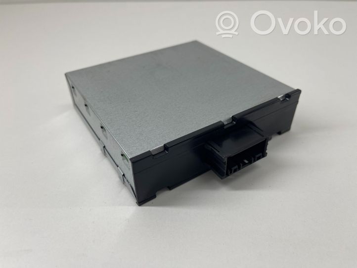 BMW 3 E92 E93 Module convertisseur de tension 8ES00947920