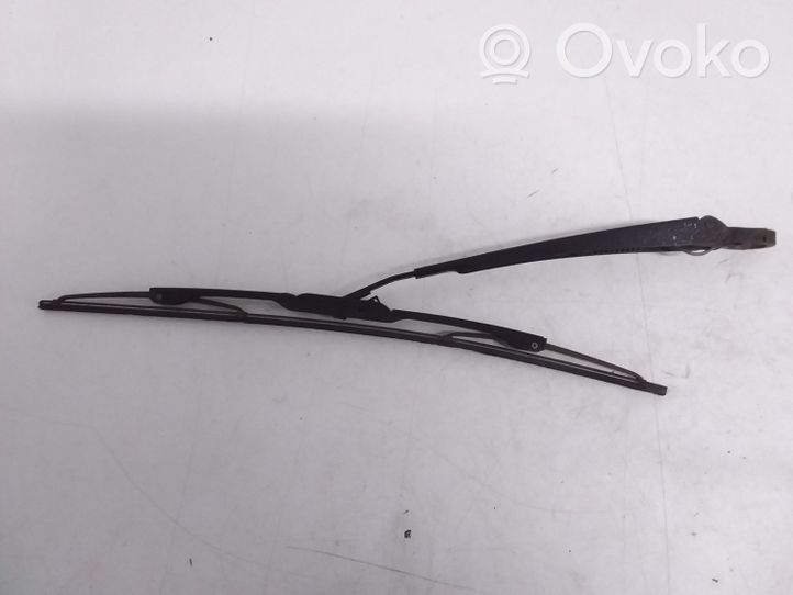 Audi A4 S4 B5 8D Rear wiper blade arm 