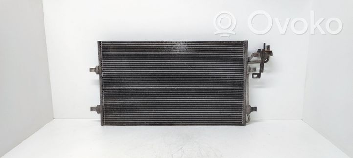 Volvo V50 Skraplacz / Chłodnica klimatyzacji 876078N