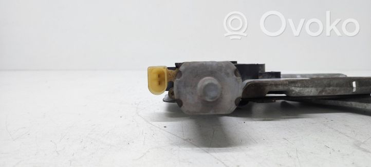 Toyota Yaris Alzacristalli della portiera anteriore con motorino 0130822018