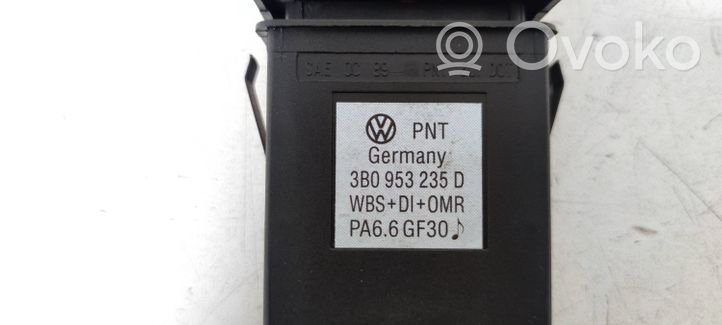 Volkswagen PASSAT B5.5 Interruttore luci di emergenza 3B0953235D