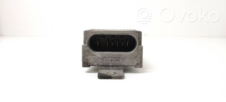 Mercedes-Benz Vaneo W414 Relé del ventilador del refrigerador A0255453332