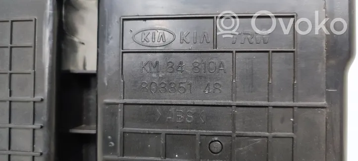 KIA Sportage Dysze / Kratki środkowego nawiewu deski rozdzielczej KM84810A