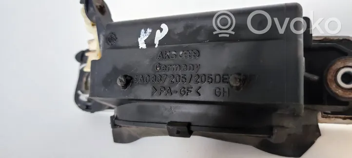 Audi 100 S4 C4 Maniglia esterna per portiera anteriore 4A0837205