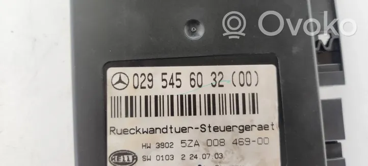 Mercedes-Benz E W211 Takaluukun/tavaratilan ohjainlaite/moduuli 0295456032