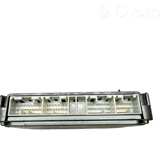 Toyota Avensis Verso Moottorin ohjainlaite/moduuli 8966144300