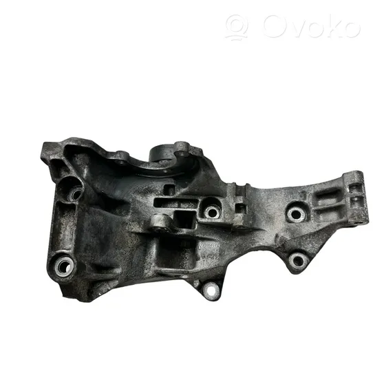 Audi A4 S4 B7 8E 8H Support de générateur / alternateur 03G903143D