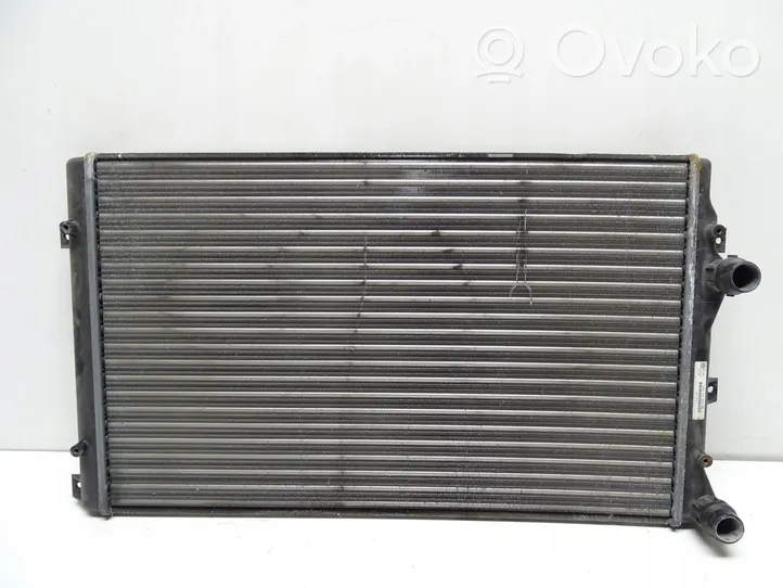 Volkswagen Golf VI Radiateur de refroidissement 1K0121253BB