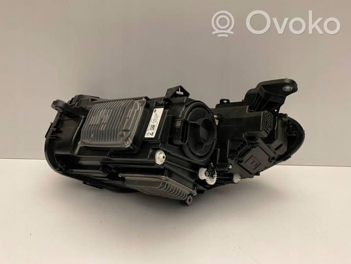 Mercedes-Benz CLS W257 Lampa przednia A2579063402