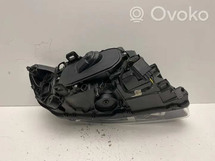 Volvo S60 Lampa przednia 31420269