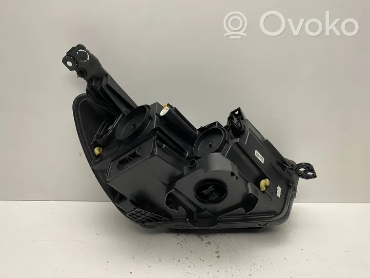 Opel Grandland X Phare frontale YP00016180