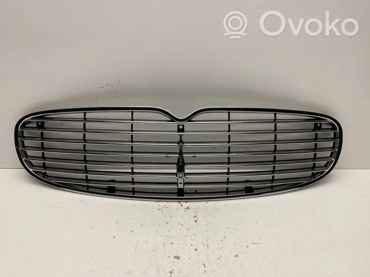 Maserati Quattroporte Grille calandre supérieure de pare-chocs avant 67874400