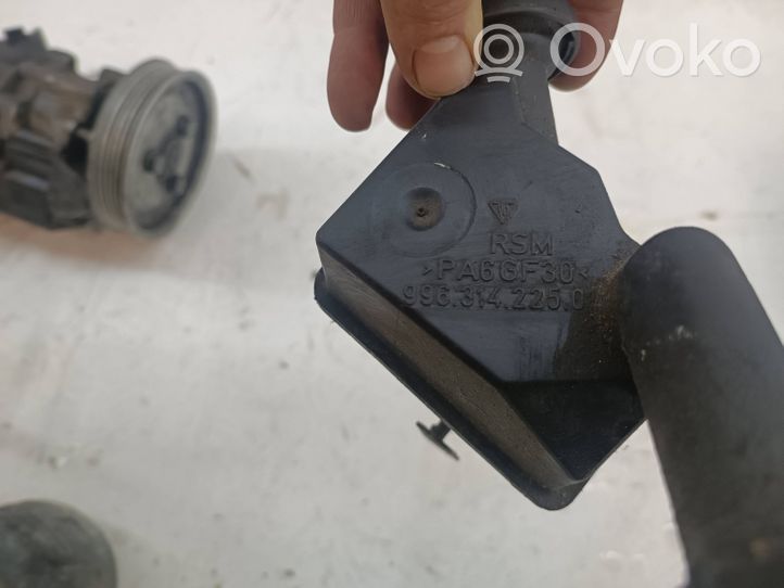 Porsche 911 996 Pompe de direction assistée 9963142250