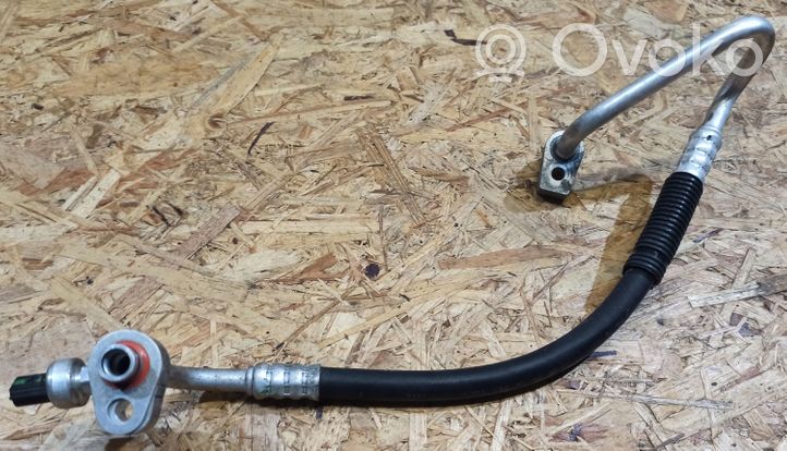 Ford Flex Air conditioning (A/C) pipe/hose 