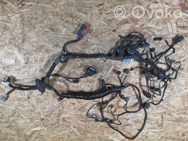 Dodge Challenger Engine installation wiring loom P68164170AC