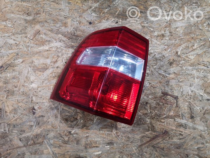 Ford Expedition Lampa przednia 