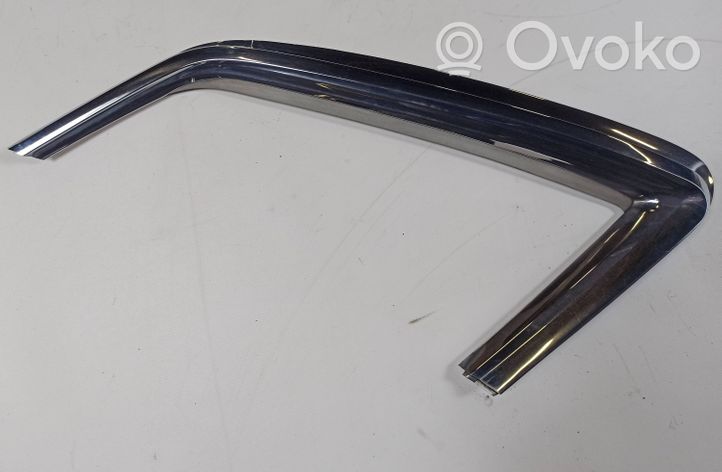 Mercedes-Benz SL R107 Garniture vitre latérale arrière 1076980189