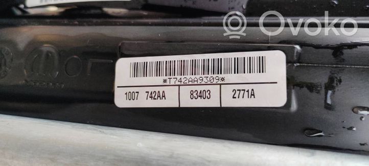 Dodge Challenger Set del radiatore 05290487AI