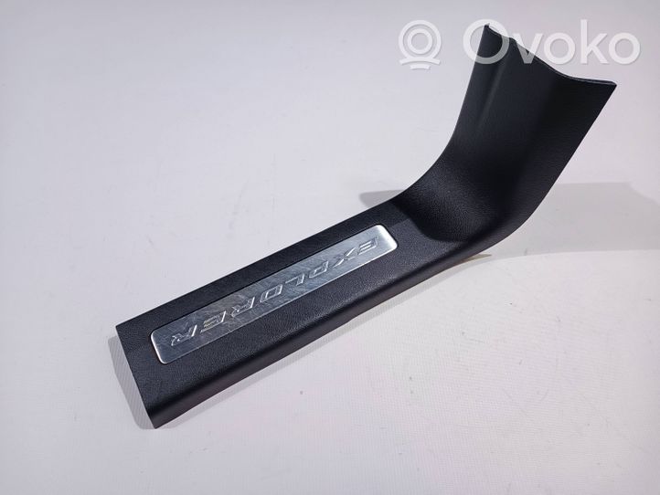 Ford Explorer Front sill trim cover DB537813201AD