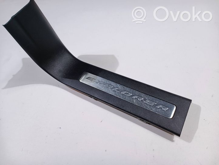 Ford Explorer Front sill trim cover DB537813201AD