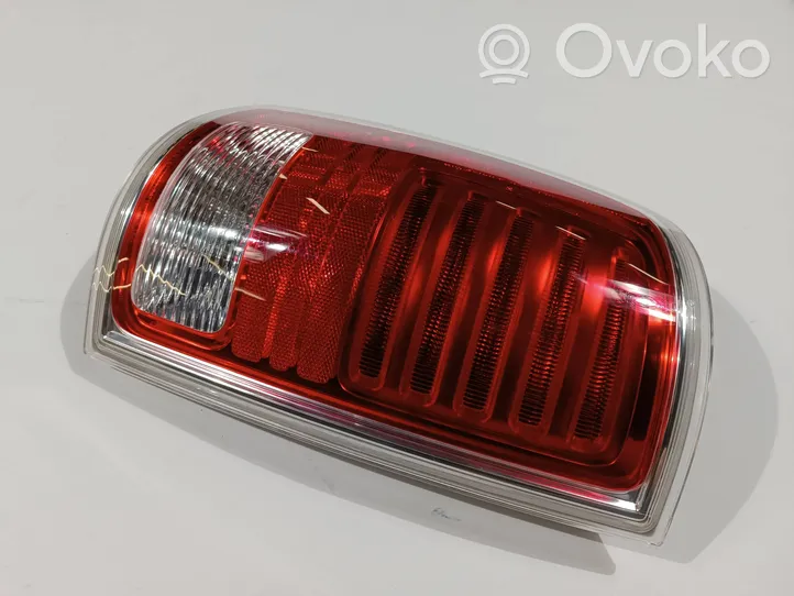 Dodge RAM Lampa tylna 50693B