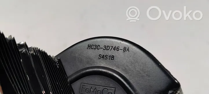 Ford F350 Engine oil radiator HC3C-3D746-BA