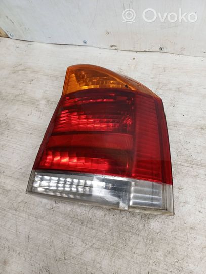 Opel Vectra C Lampa tylna 